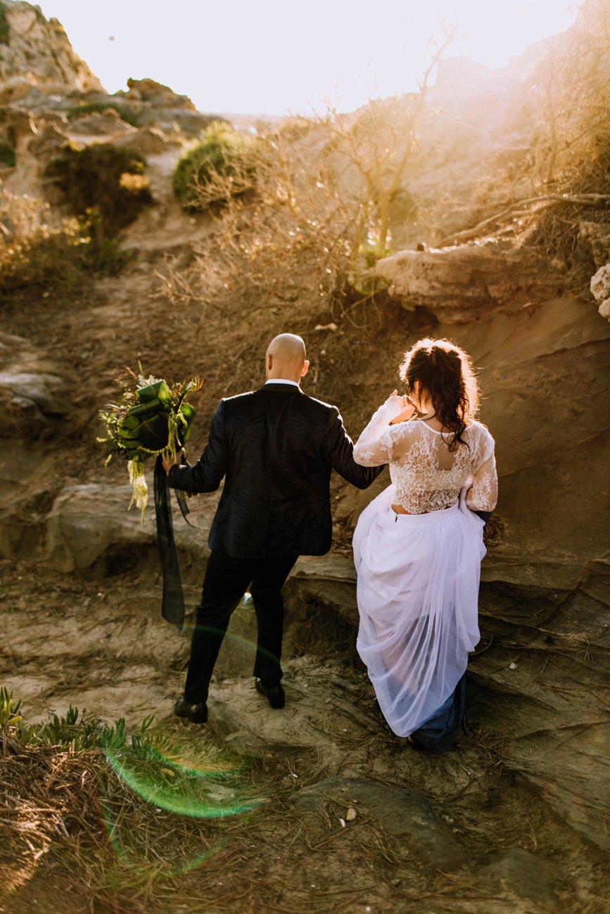adventurous helicopter elopement in southern california | www.alexandriamonette.com