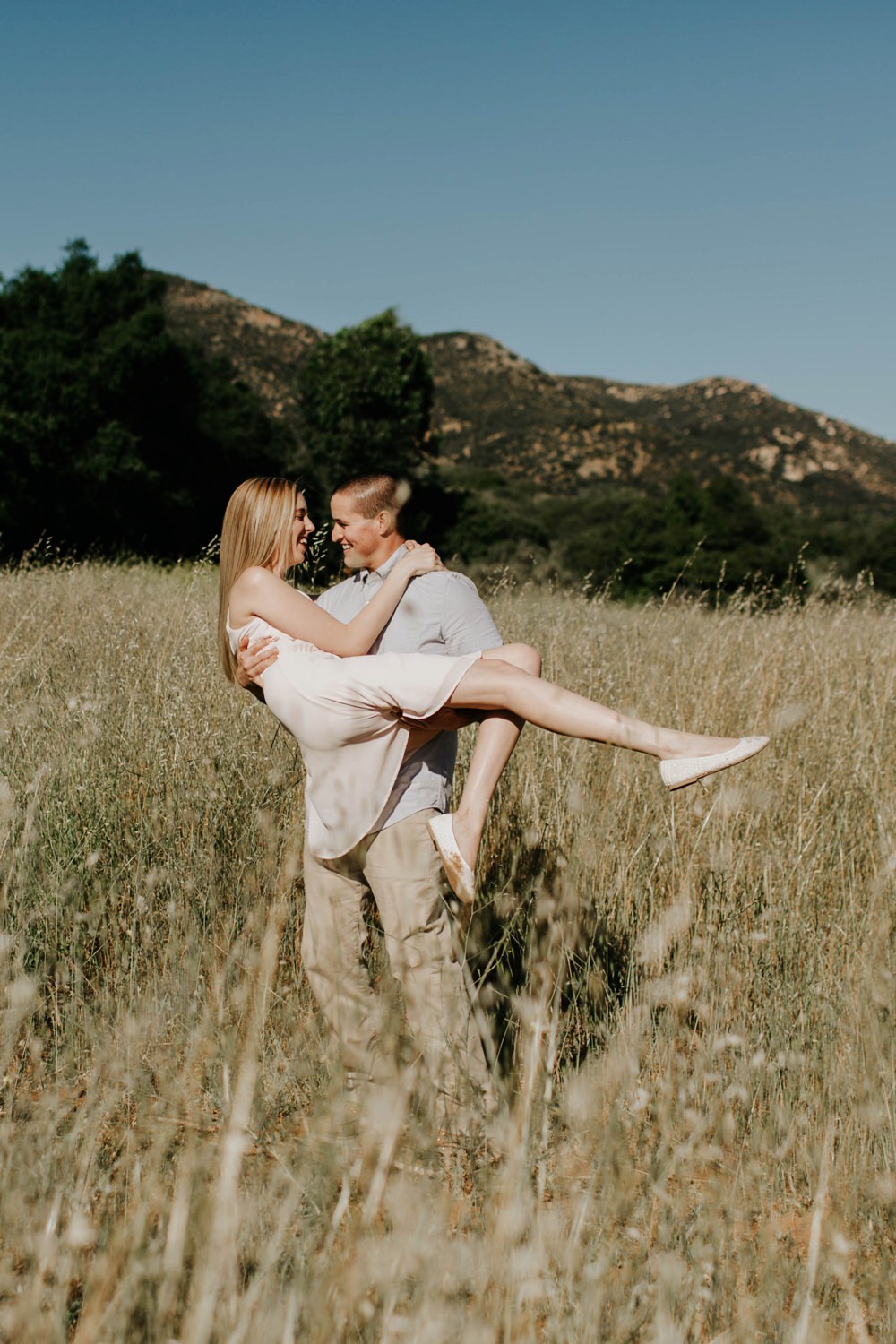 San Diego Wedding Photographer | https://alexandriamonette.com/