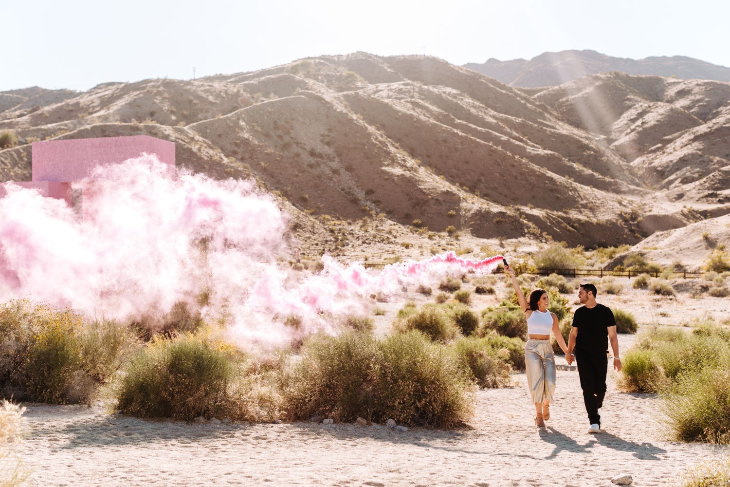 smoke bomb engagement photos in Palm Springs